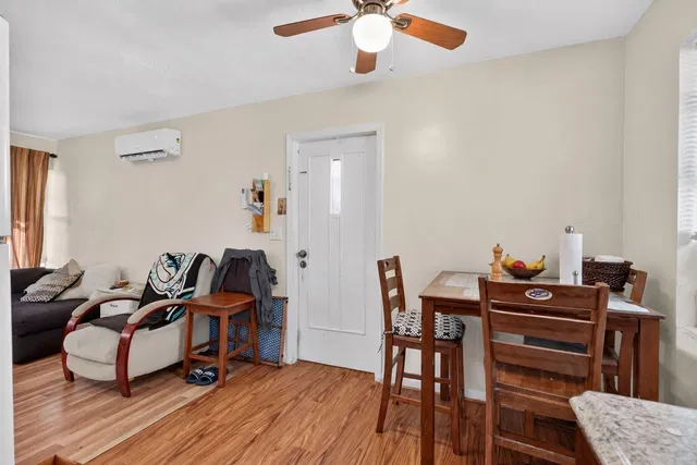  Residence photo 11