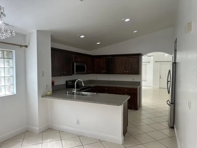 West Palm Beach Residence photo 5