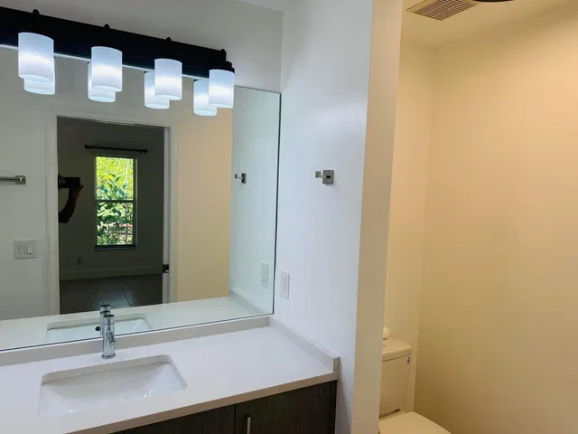 West Palm Beach Residence photo 16