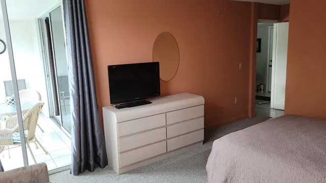 Unit 202 photo 10