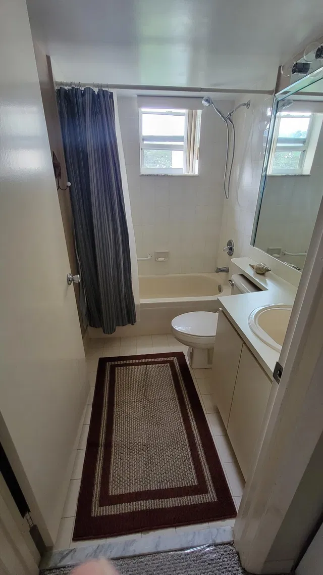 Unit 202 photo 15