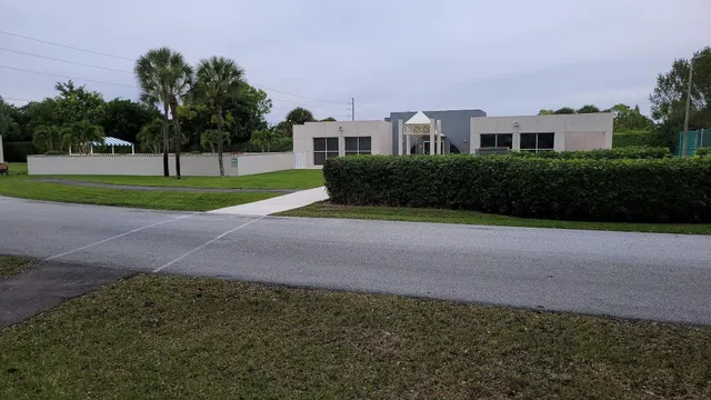 Unit 202 photo 18