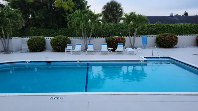 Unit 202 photo 21
