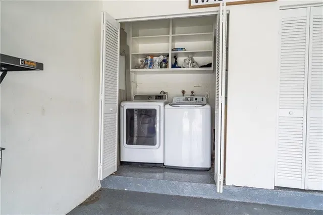  Residence photo 31