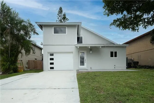 Residence photo 32