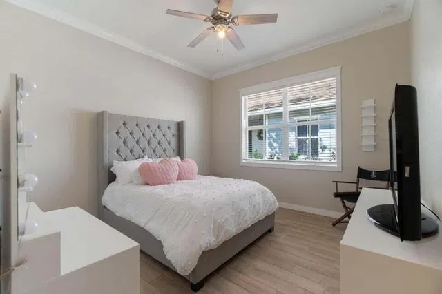 Residence photo 9