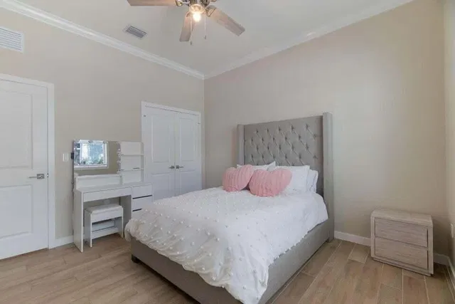 Residence photo 10