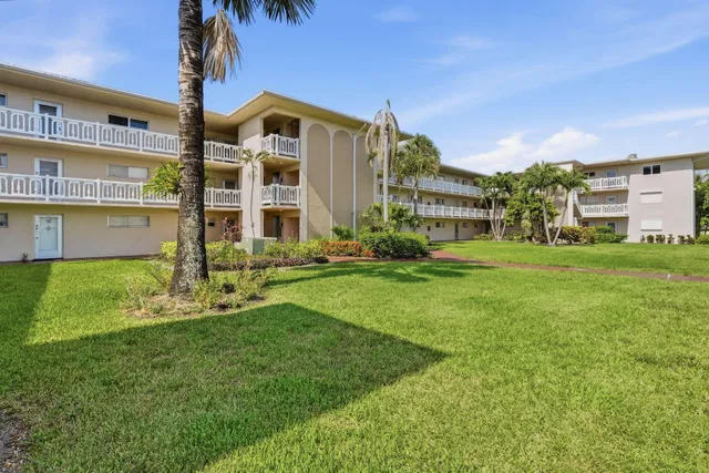 Residence photo 2