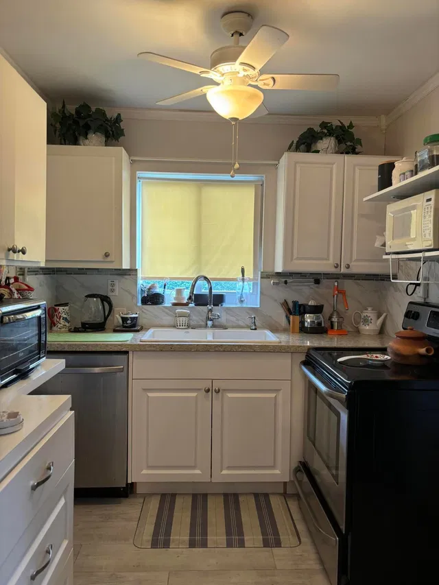 Residence photo 2