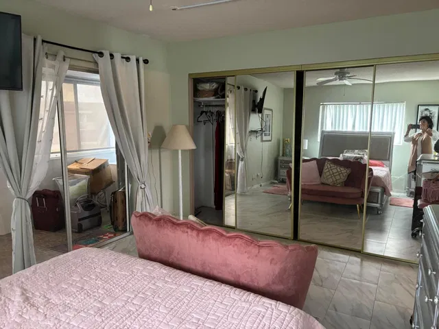 Residence photo 8