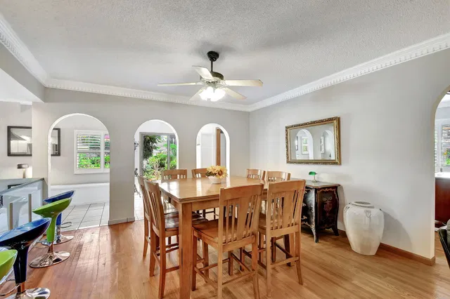  Residence photo 5
