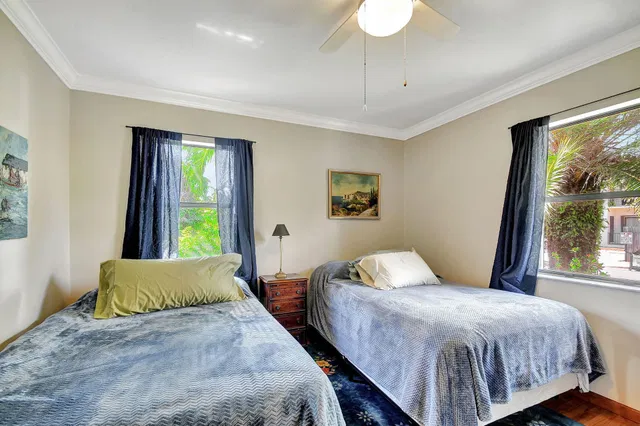  Residence photo 14