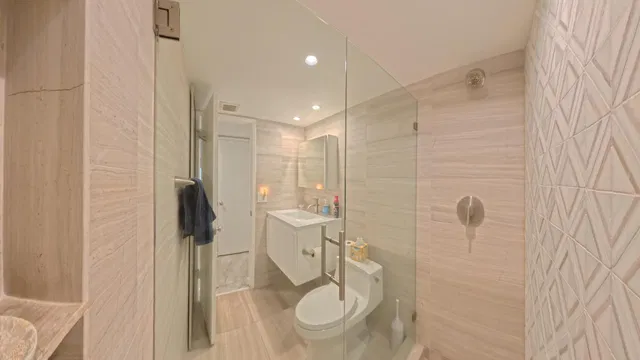 Unit 101 photo 21