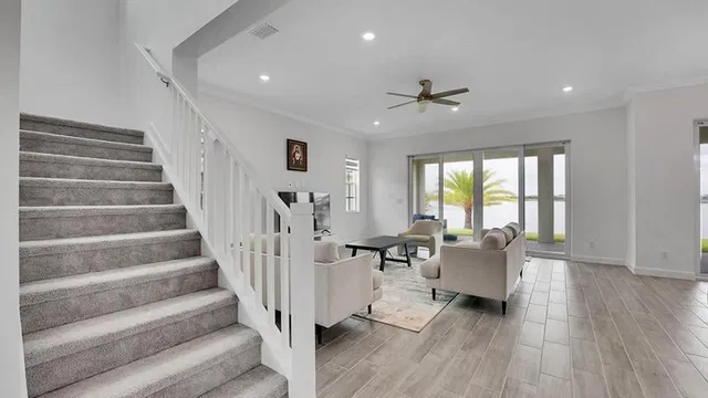 Residence photo 4