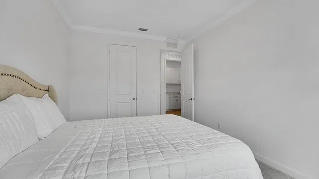 Residence photo 28
