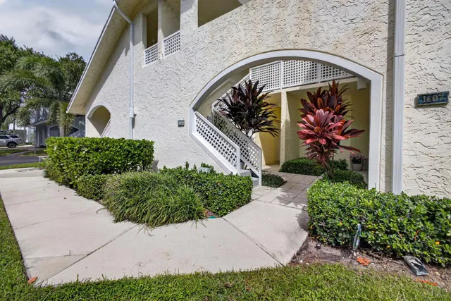 Residence photo 3