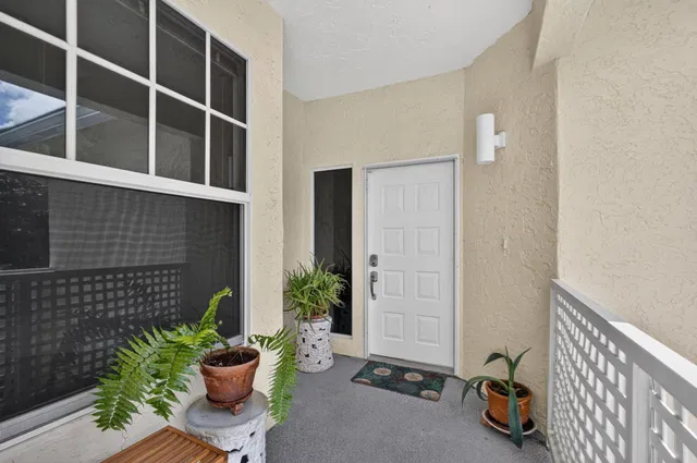 Residence photo 6