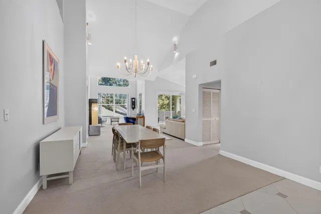 Residence photo 9