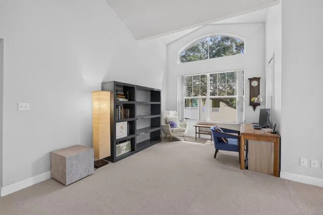 Residence photo 18