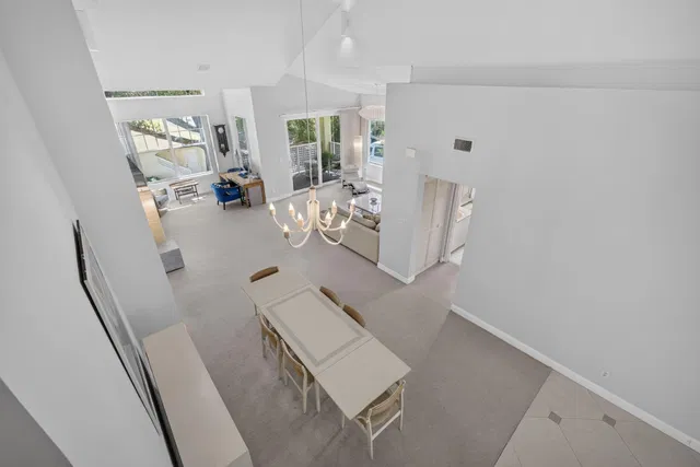 Residence photo 43