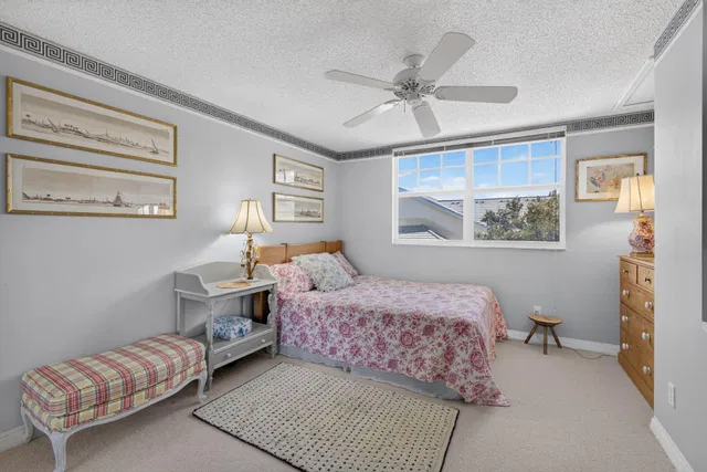 Residence photo 45