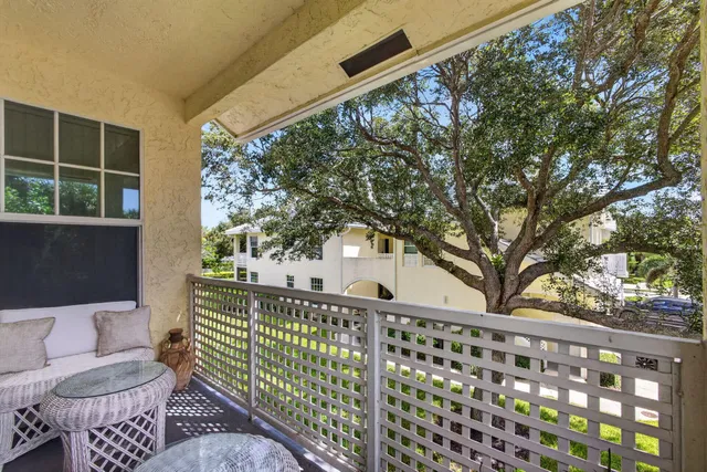 Residence photo 54