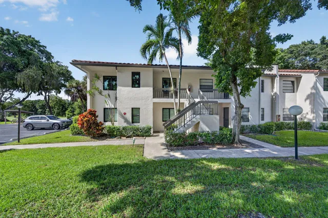 Boca Lago Country Club Homes Unit 29F photo 3