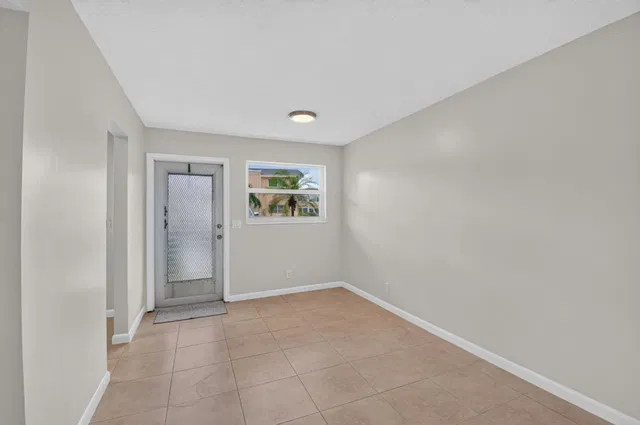 Unit 104 photo 2