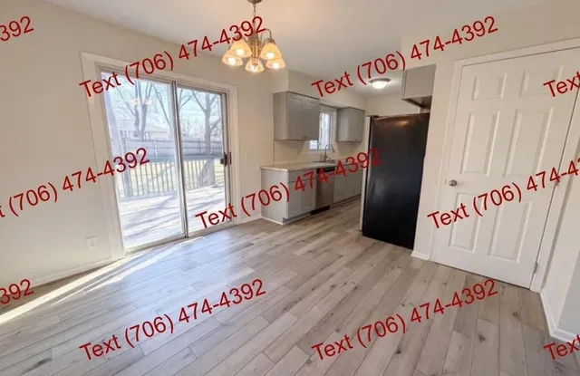 Residence photo 2