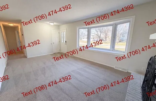 Residence photo 5