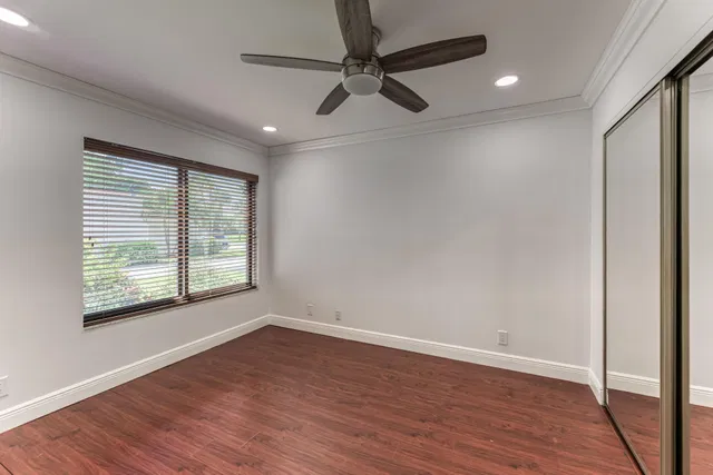 Residence photo 22
