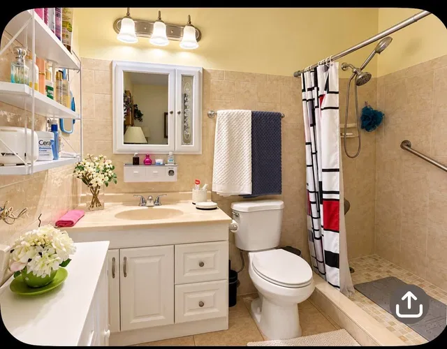 Unit 149 photo 10