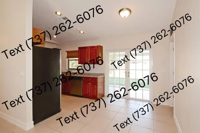 Residence photo 3