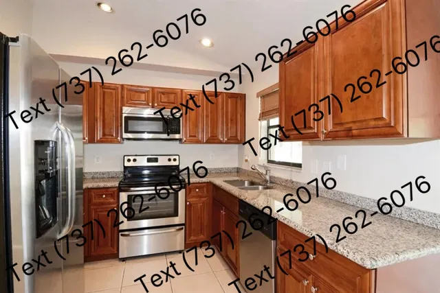 Residence photo 4