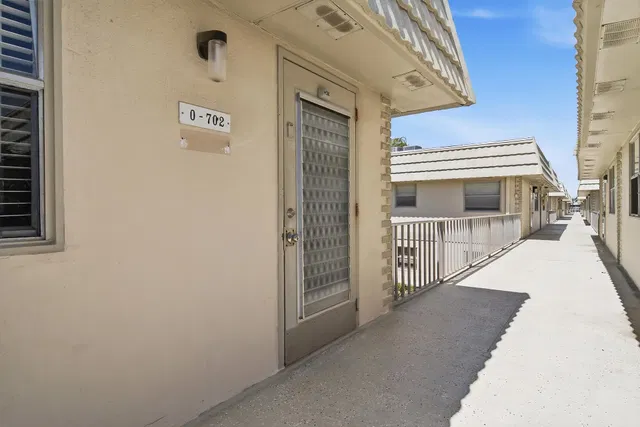  Residence photo 24