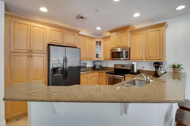  Residence photo 17