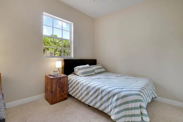  Residence photo 21
