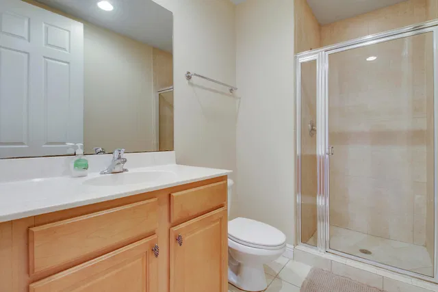  Residence photo 32