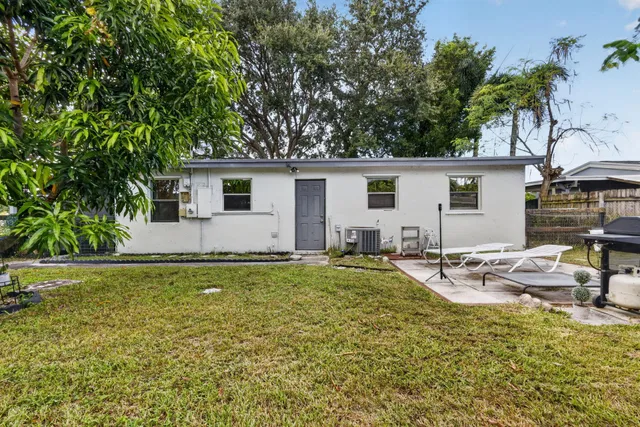  Residence photo 24