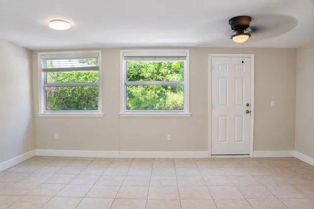  Residence photo 9