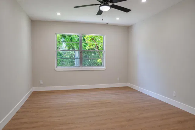  Residence photo 14