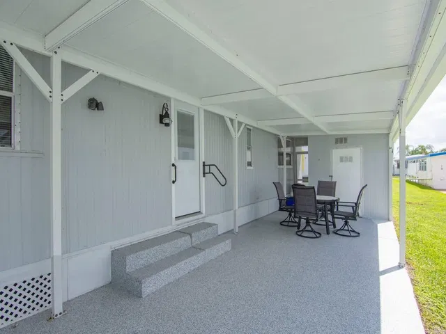  Unit 65 photo 9