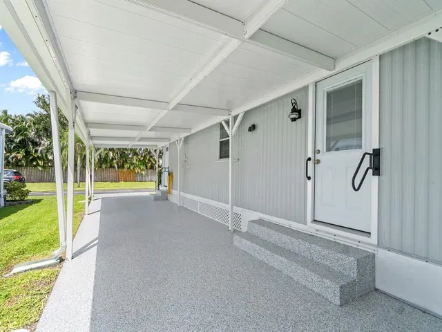  Unit 65 photo 12