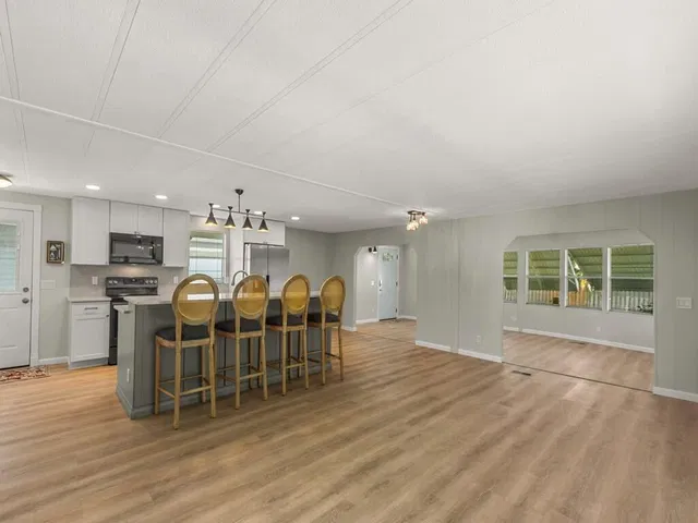  Unit 65 photo 14