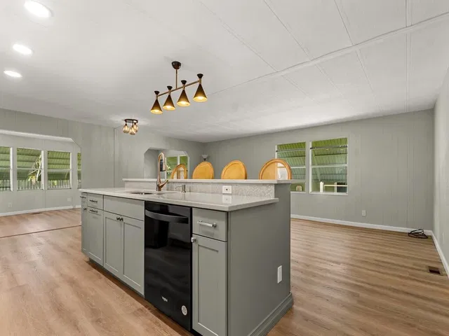  Unit 65 photo 20