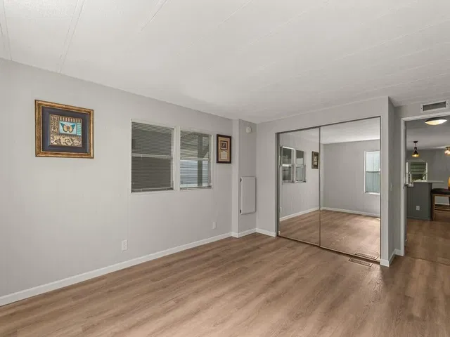  Unit 65 photo 25