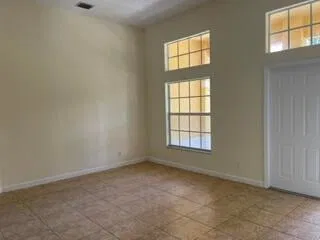 Residence photo 3