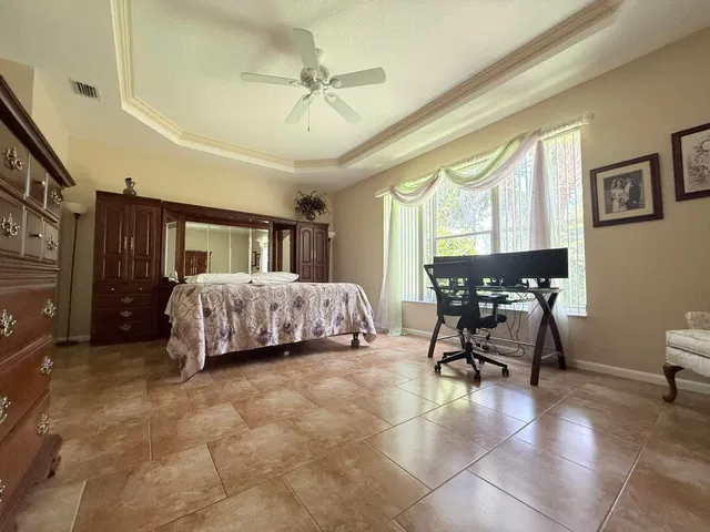 Residence photo 21