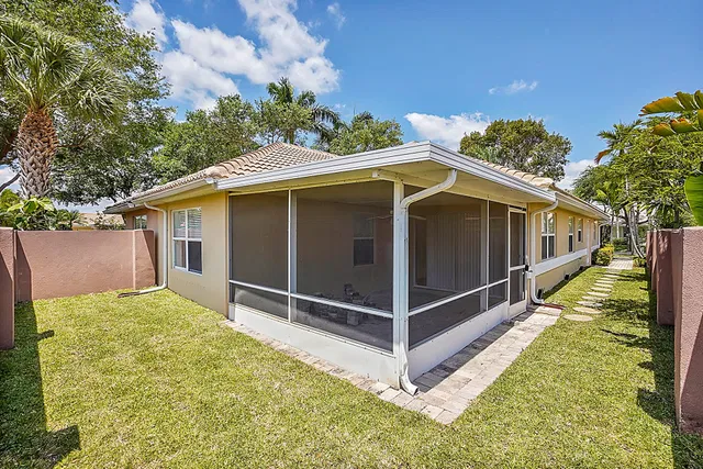 Residence photo 30