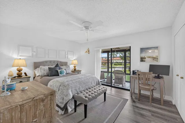 Unit 204 photo 17